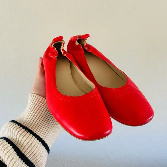 Everlane The Day Heel in Red Leather - Picture 2 of 9